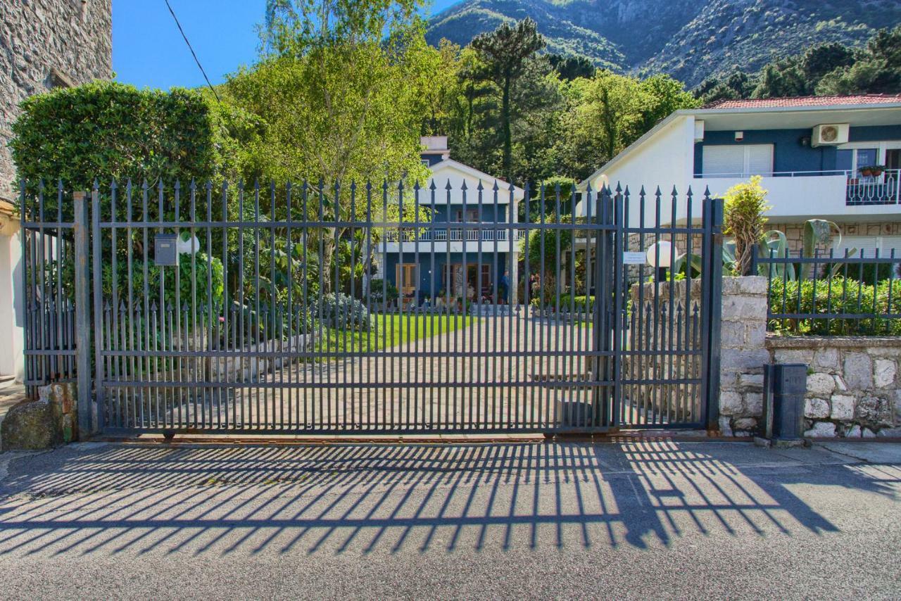 Apartments Ivanovic Kotor Exterior photo